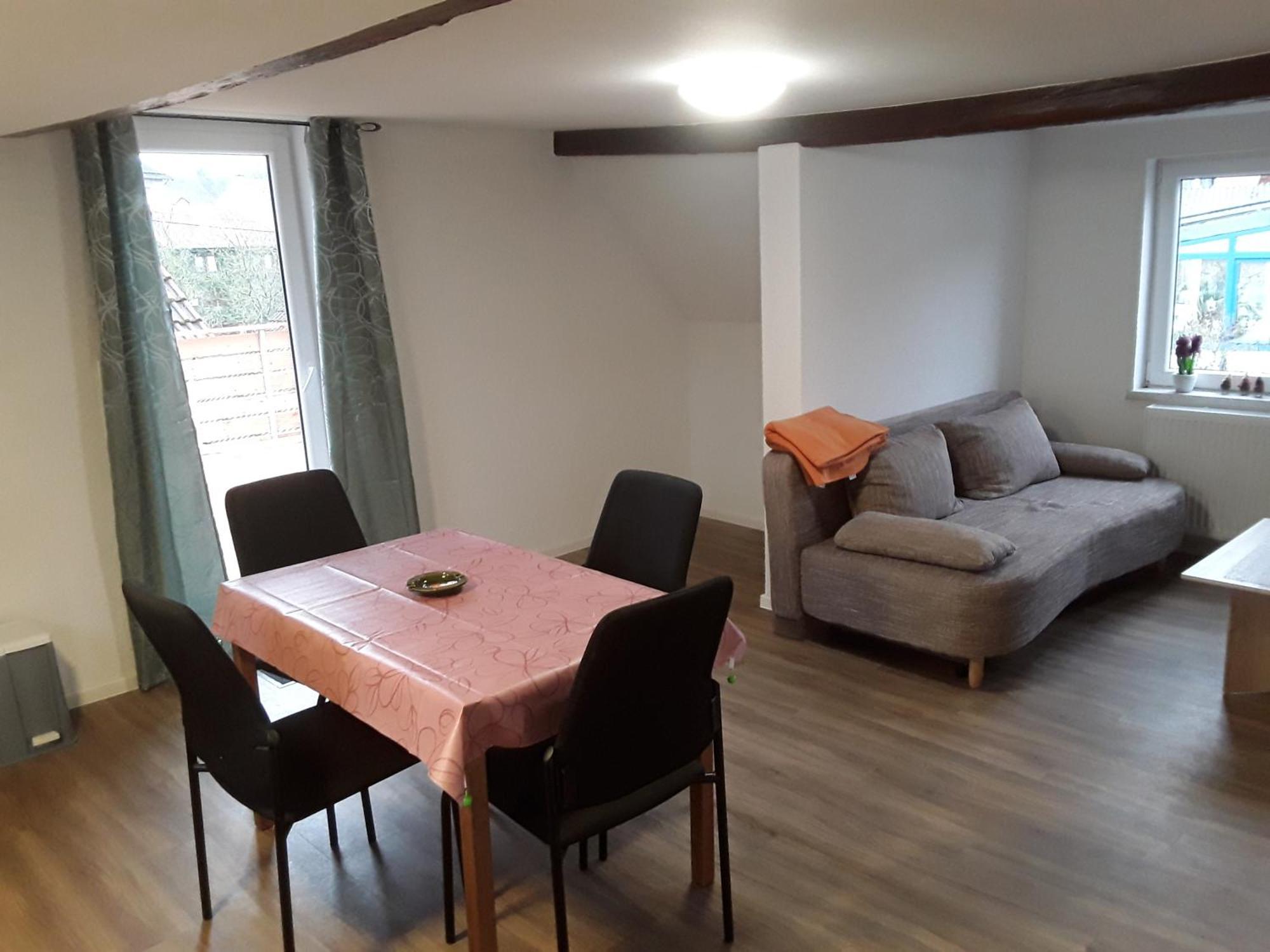 85 , Rhoen , Ortsmitte , Frisch Saniert , Gaestehaus Mierdel Apartment Gersfeld