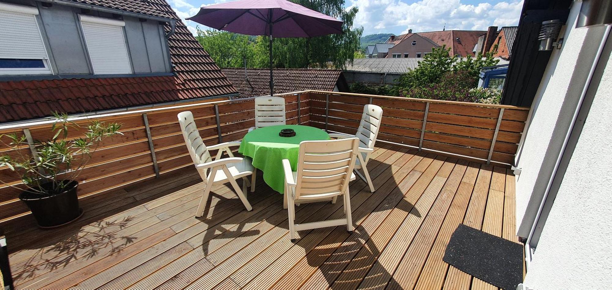 Apartment 85 , Rhoen , Ortsmitte , Frisch Saniert , Gaestehaus Mierdel *